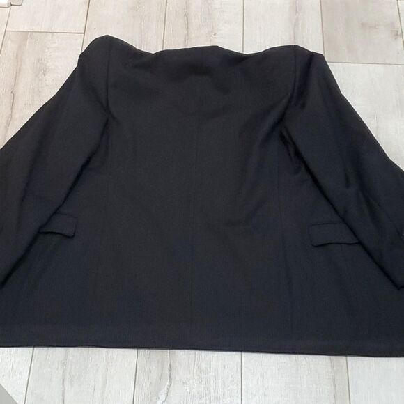 ALFANI SPORT COAT, Sz 38R, BLACK/GREY, PINSTRIPE, 3 BUTTONS, WOOL - Picture 14 of 15